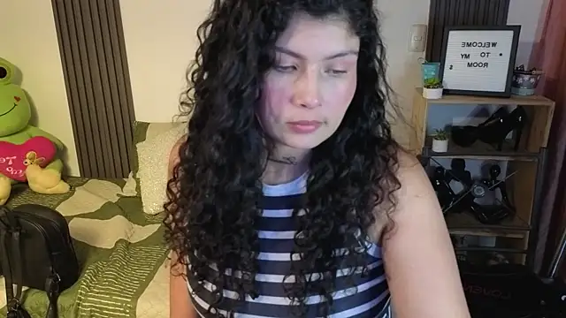 LadyVelvett online show from 05.11.26