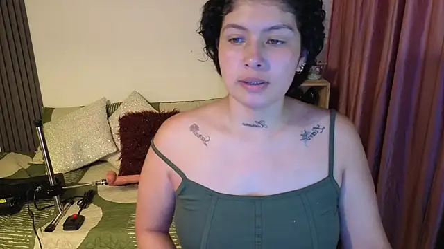 LadyVelvett online show from 05.16.26