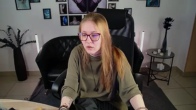 lanafitch online show from 06.18.26