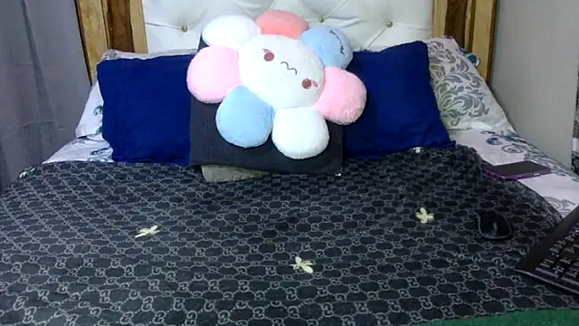 creamyamber online show from 02.13.26