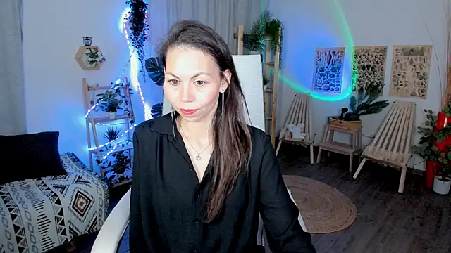 TrasyMorris online show from 06.04.26