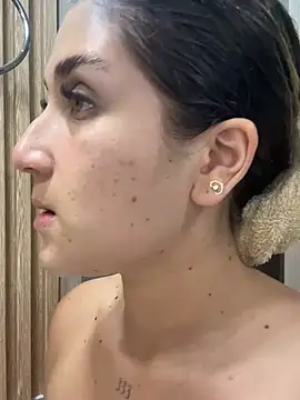 IsabelleMilan online show from 06.20.26