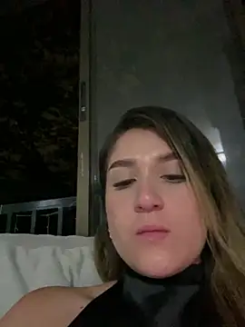 IsabelleMilan online show from 06.25.26