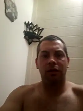 Snapshot of Johnathanleenol chatting on 06.19.26 Johnathanleenol online show from 06.19.26