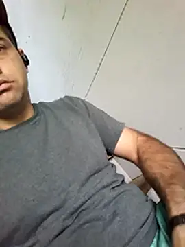 Snapshot of Johnathanleenol chatting on 07.29.26 Johnathanleenol online show from 07.29.26