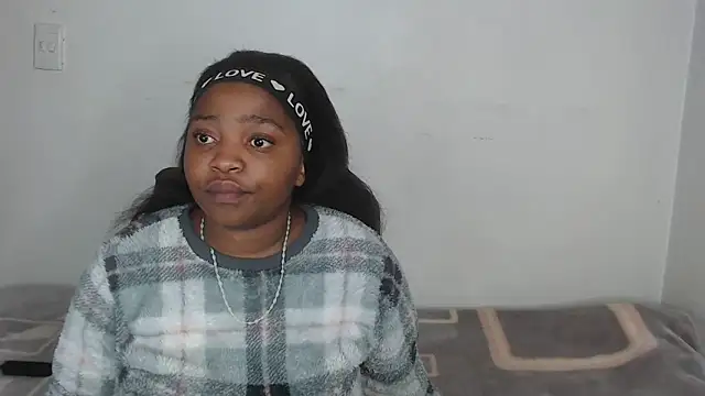 African Busty online show from 06.21.26