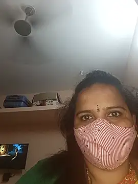 pirainilla online show from 06.30.26