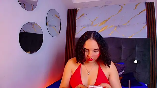 Snapshot of Sol__Latina chatting on 07.02.26 Sol Latina online show from 07.02.26