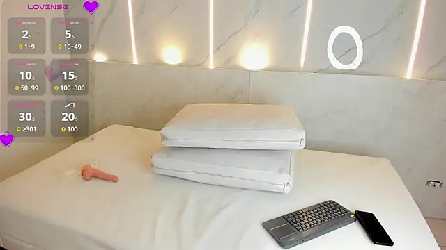 melanie dusk online show from 06.11.26