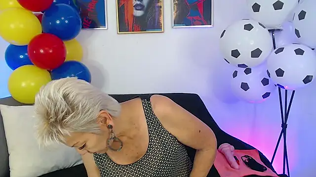 Jacky Smith1 online show from 07.06.26