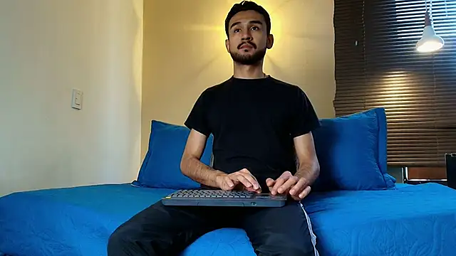 AxelClark S online show from 05.22.26