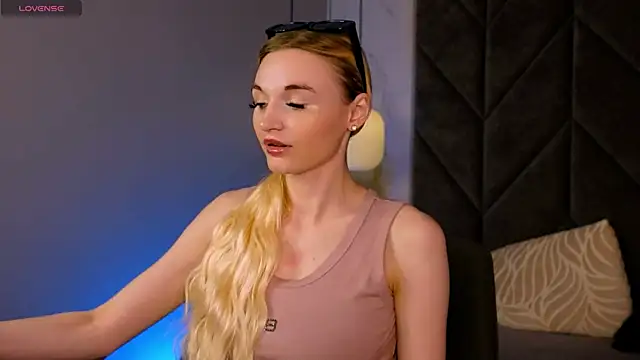 Mila  Lux online show from 05.23.26