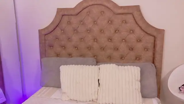 SophiaCollinss online show from 05.28.26