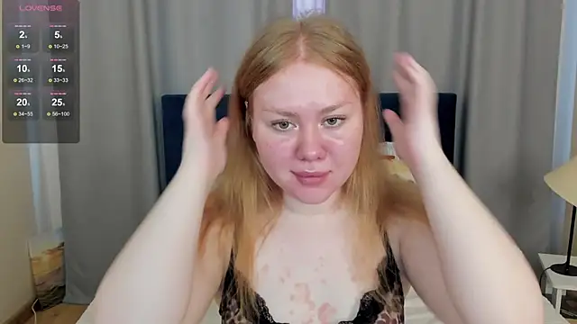 AlexaaBee online show from 06.11.26