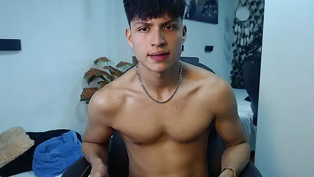 Snapshot of drago_ivan chatting on 06.16.26 drago ivan online show from 06.16.26