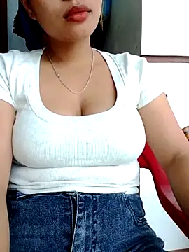 Snapshot of Mirra-a chatting on 06.12.26 Mirra-a online show from 06.12.26