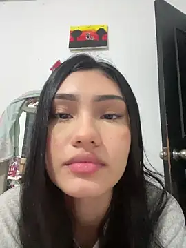Snapshot of _BellaCute_ chatting on 06.19.26 BellaCute online show from 06.19.26