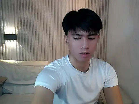 Snapshot of horny_jamesxx chatting on 07.08.26 horny jamesxx online show from 07.08.26