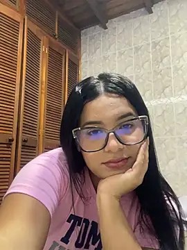 sara alejandra online show from 05.15.26