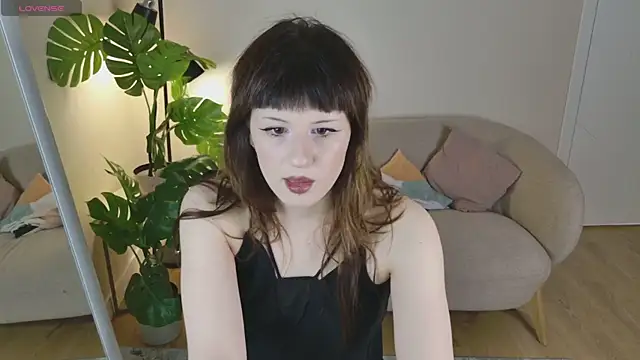 Nancy  Moss online show from 05.22.26