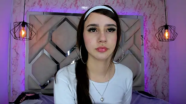 Snapshot of leri_rose_ chatting on 07.28.26 leri rose online show from 07.28.26