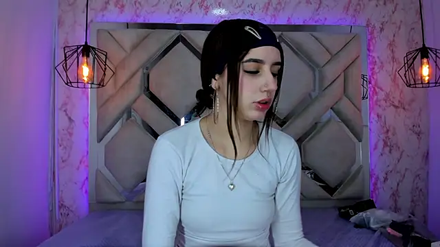 Snapshot of leri_rose_ chatting on 07.29.26 leri rose online show from 07.29.26