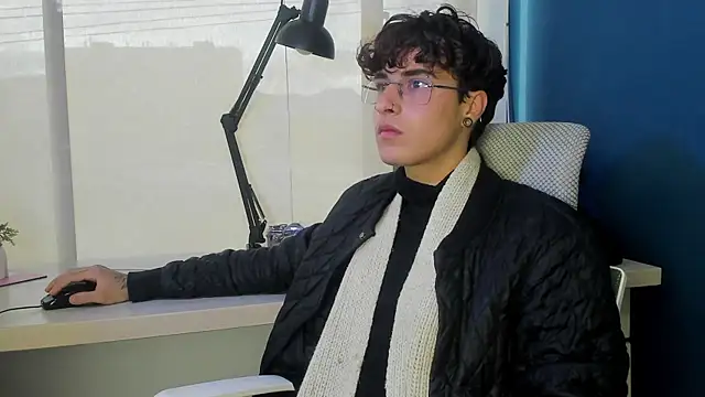 Snapshot of Krown_nox chatting on 05.21.26 Krown nox online show from 05.21.26