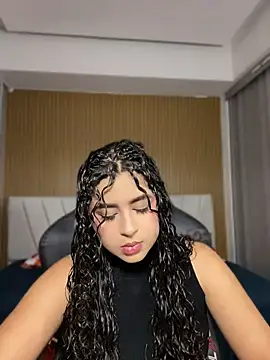 Snapshot of Abby_Zaf chatting on 06.20.26 Abby Zaf online show from 06.20.26