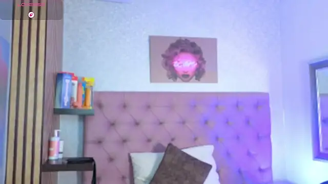 Snapshot of lillie__harper chatting on 07.15.26 lillie harper online show from 07.15.26