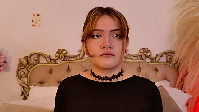 AbrilCardenasX online show from 06.16.26