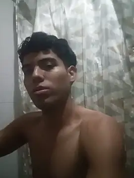 Snapshot of fercho_2311 chatting on 06.10.26 fercho 2311 online show from 06.10.26