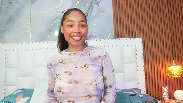 Snapshot of thinsamathagirl chatting on 07.04.26 thinsamathagirl online show from 07.04.26