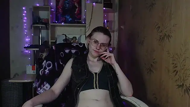 Snapshot of __Freya___ chatting on 05.22.26 Freya online show from 05.22.26
