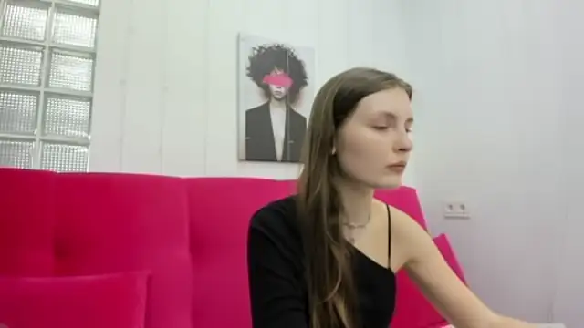 Shyly  Lisa online show from 06.28.26