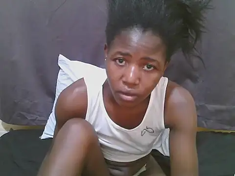 Snapshot of Sweet-tatiana chatting on 06.19.26 Sweet-tatiana online show from 06.19.26