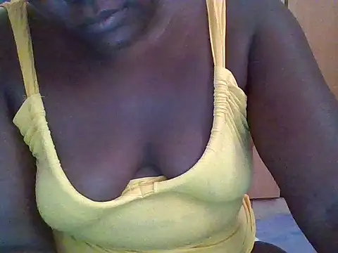 Snapshot of prettyafricanquen chatting on 07.12.26 prettyafricanquen online show from 07.12.26