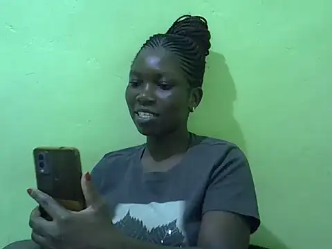 Snapshot of Sweet-Lynn chatting on 06.03.26 Sweet-Lynn online show from 06.03.26