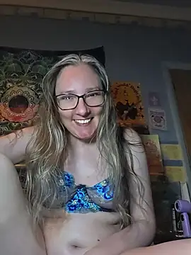 Izzylove47 online show from 06.23.26