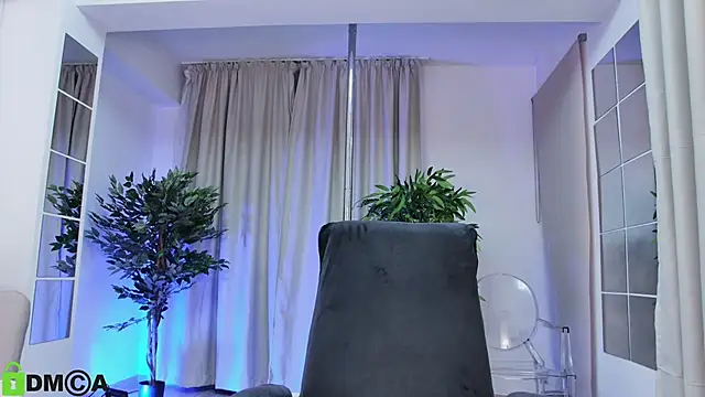 LanaKream online show from 06.10.26