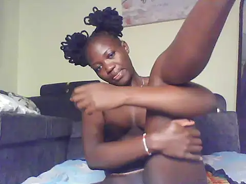 Snapshot of hot_chocolate222 chatting on 06.03.26 hot chocolate222 online show from 06.03.26