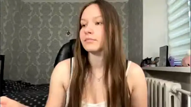 ShaylaChong online show from 06.07.26