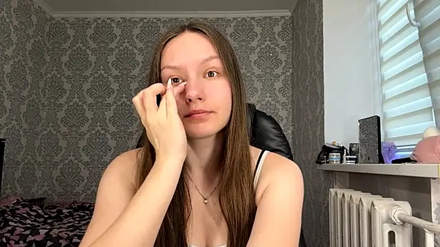 ShaylaChong online show from 06.14.26
