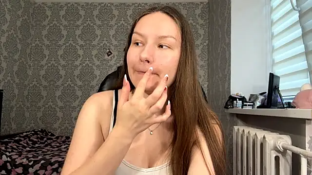 ShaylaChong online show from 06.30.26
