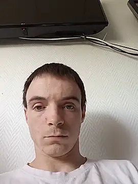 Snapshot of thomsnapchaud chatting on 06.30.26 thomsnapchaud online show from 06.30.26