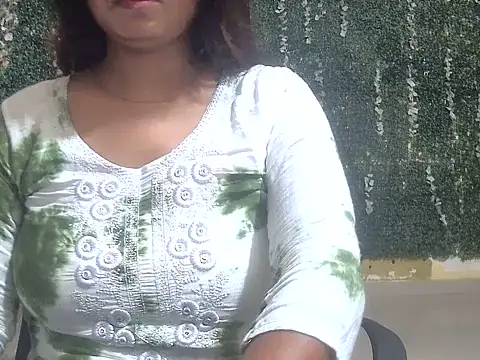 shallykaur online show from 06.04.26