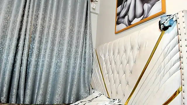Charlies Angelz online show from 07.18.26