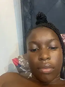 Snapshot of SassyPaulette chatting on 05.24.26 SassyPaulette online show from 05.24.26