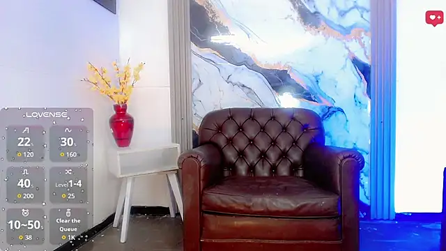 Vela Colucci online show from 05.16.26