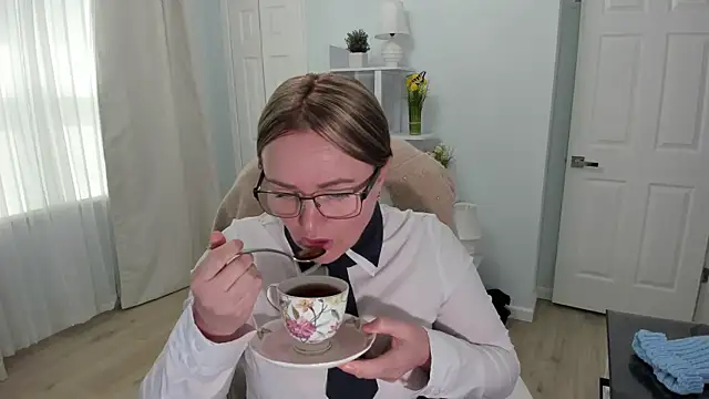 Vika73 online show from 03.13.25