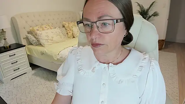 Vika73 online show from 05.02.26